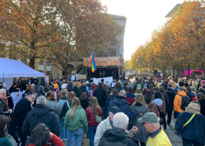 9 x 11 Minuten Widerstand (Kundgebung)